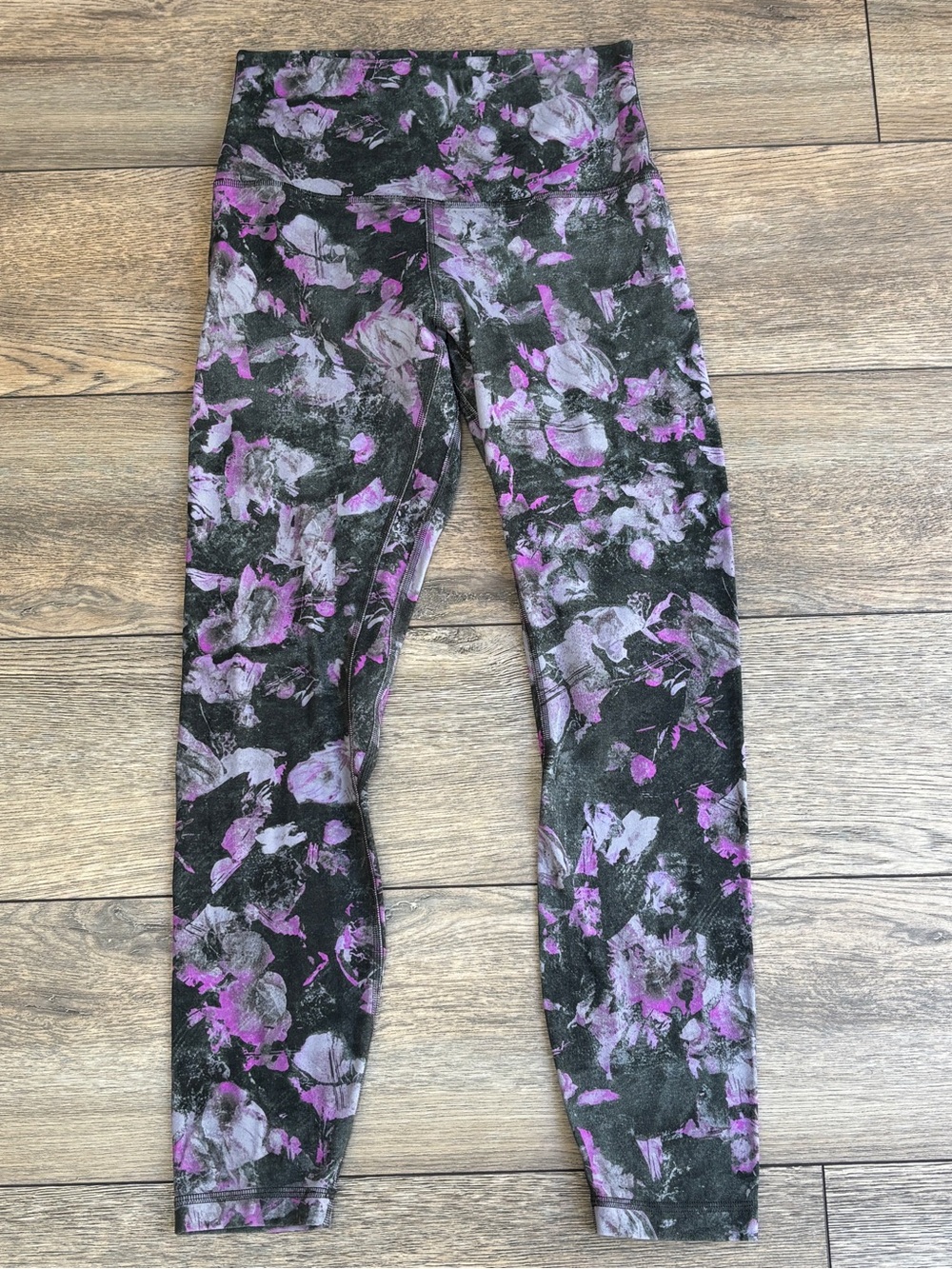 Lululemon Align Pant Leggings II 25” Floral Gray Purple Sz 6
